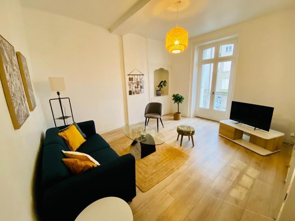 Au Coeur De Ville Laval  Kamer foto
