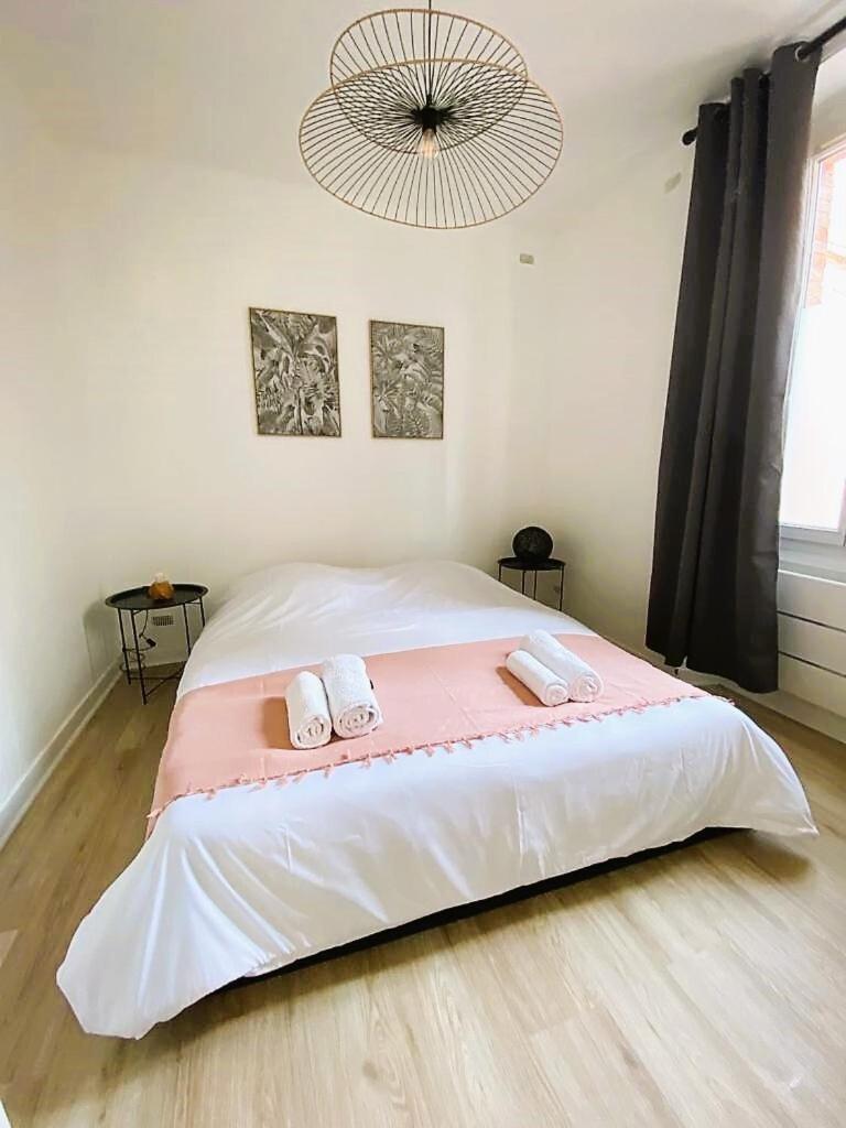 Au Coeur De Ville Laval  Kamer foto